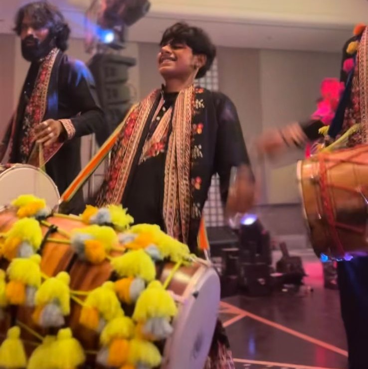 Dholis energizing the dance floor